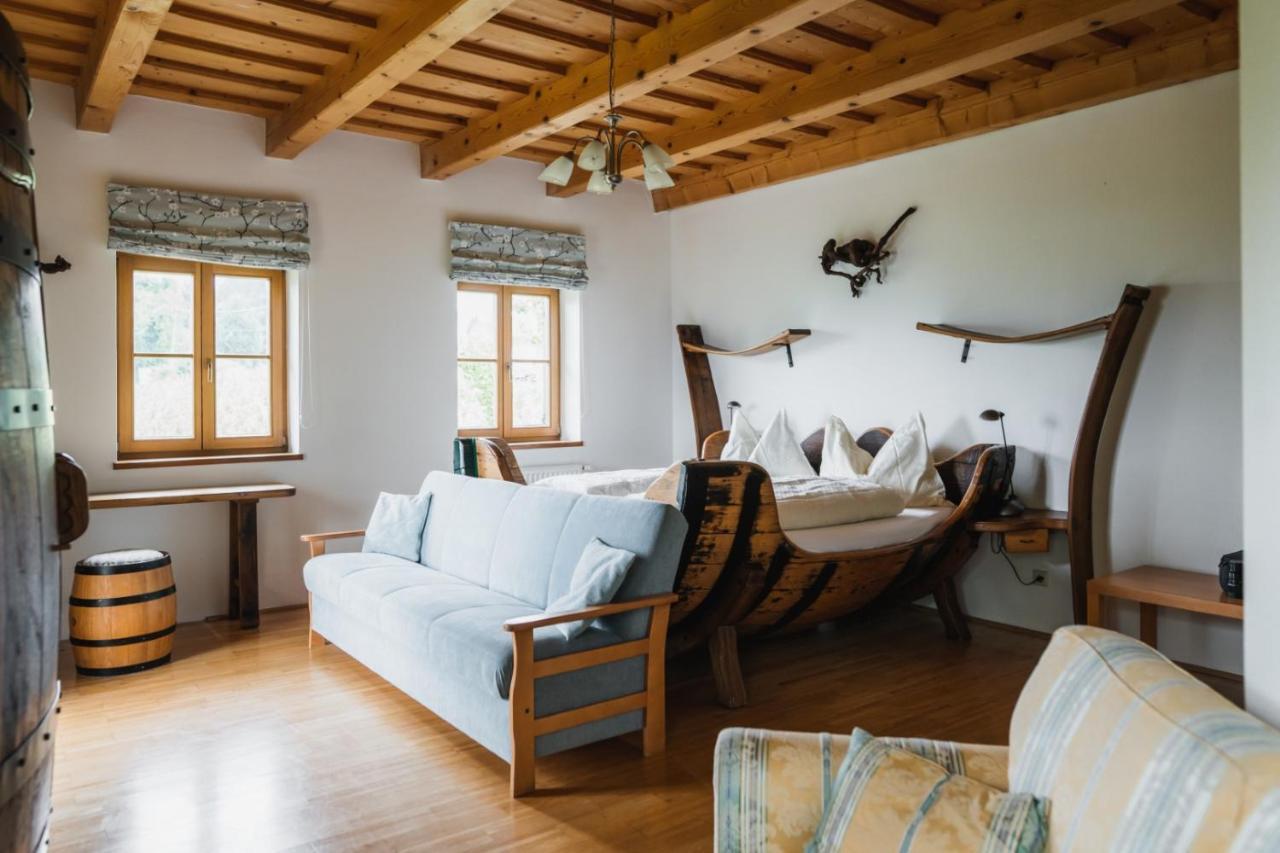 Weingut Koegl Bed & Breakfast Ratsch an der Weinstrasse Ngoại thất bức ảnh