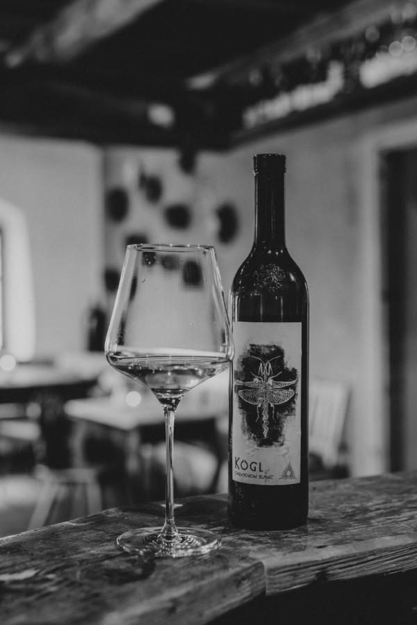Weingut Koegl Bed & Breakfast Ratsch an der Weinstrasse Ngoại thất bức ảnh