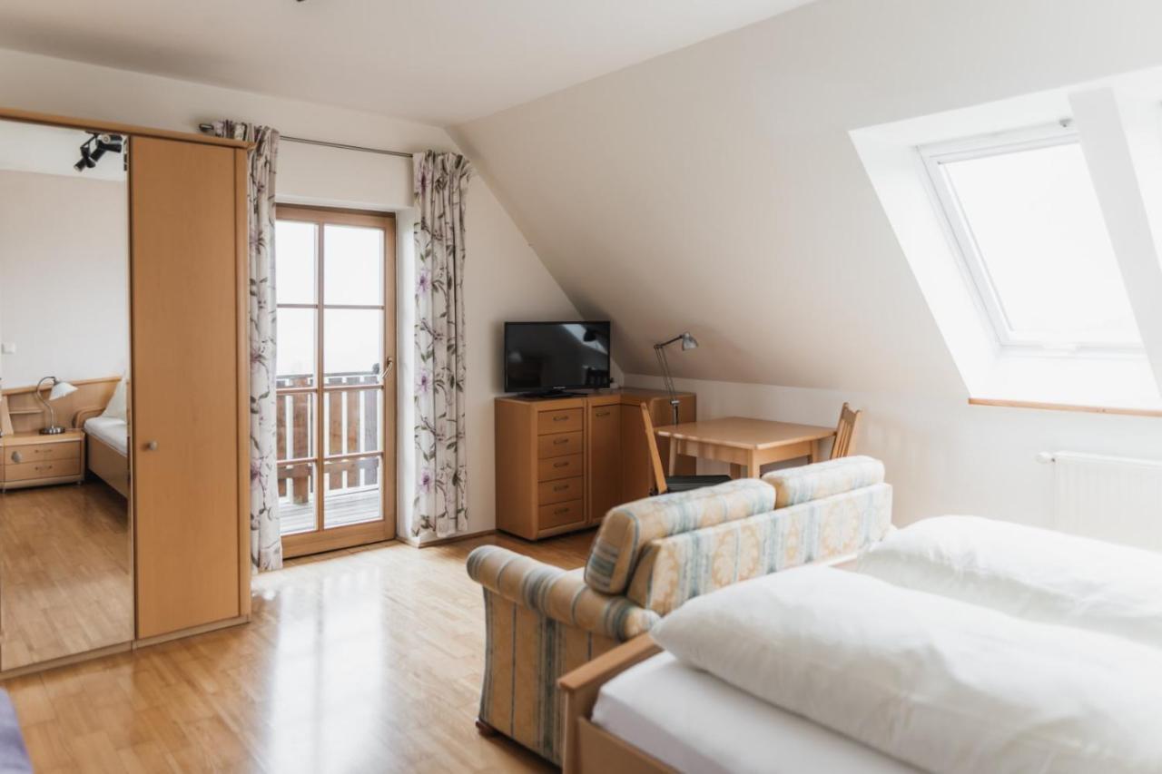 Weingut Koegl Bed & Breakfast Ratsch an der Weinstrasse Ngoại thất bức ảnh