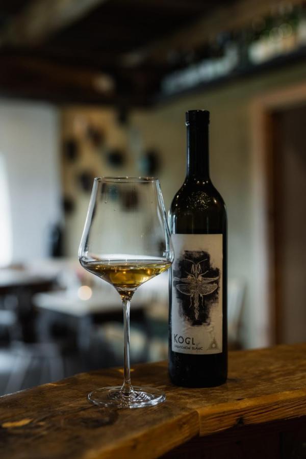 Weingut Koegl Bed & Breakfast Ratsch an der Weinstrasse Ngoại thất bức ảnh